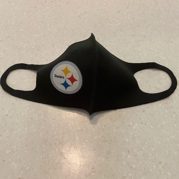 “ Steelers” face mask. - Picture 3 of 4